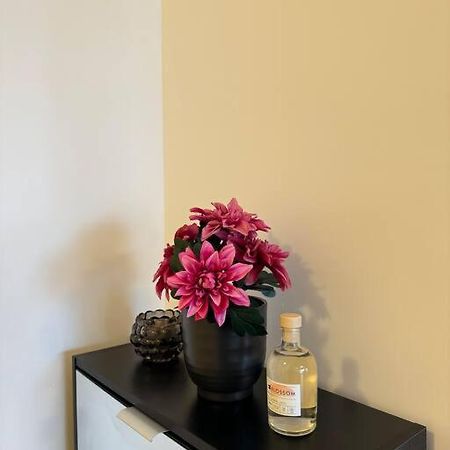 Appartement Moderne Avec Balcon Proche De Paris Aubervilliers Exteriör bild